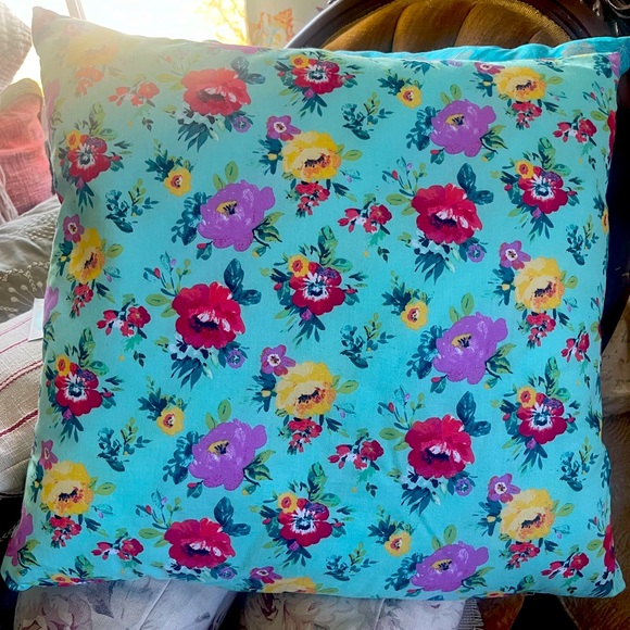 Other - Vintage Floral fabric pillow 16x16 aqua blue with zipper and new insert.
